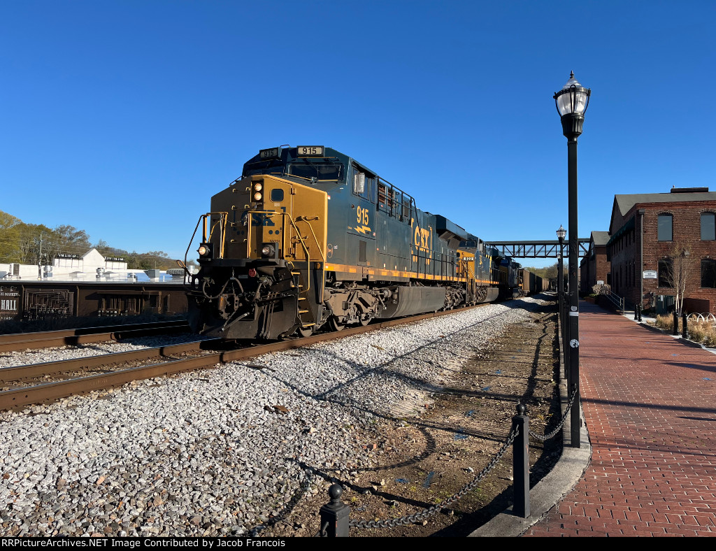 CSX 915